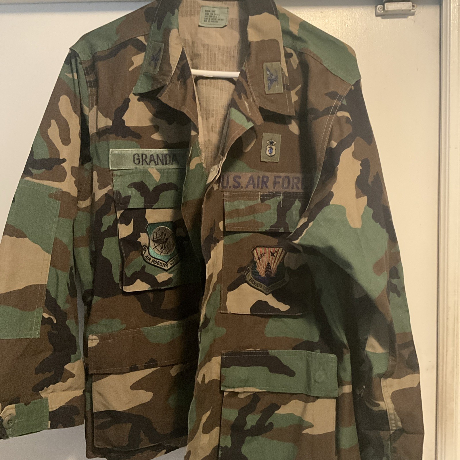 AIR FORCE CAMO PATTERN COAT Jacket 8415-01-184-1328 MEDIUM-XSHORT COLONEL PATCH