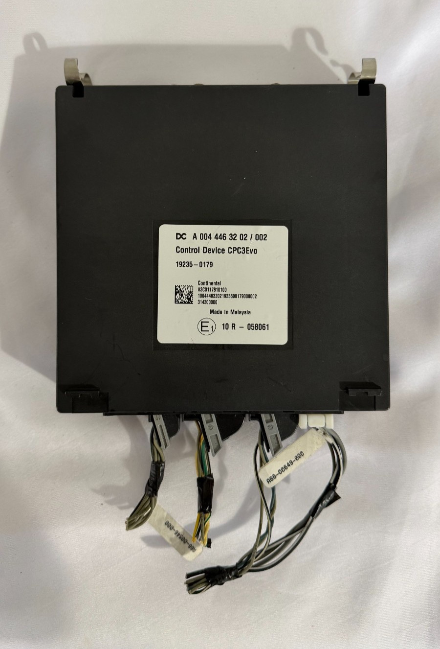 A 004 446 32 02 / 002 2020 FREIGHTLINER CASCADIA CAB CONTROL UNIT CPC3EVO OEM