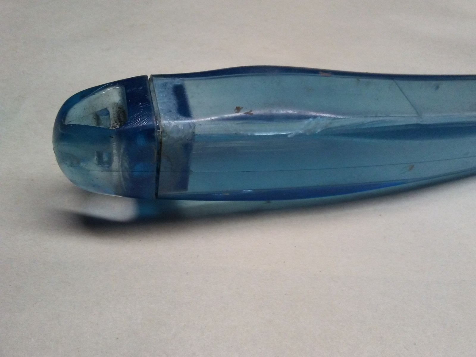 Vintage Ergo Flex plastic ice scraper