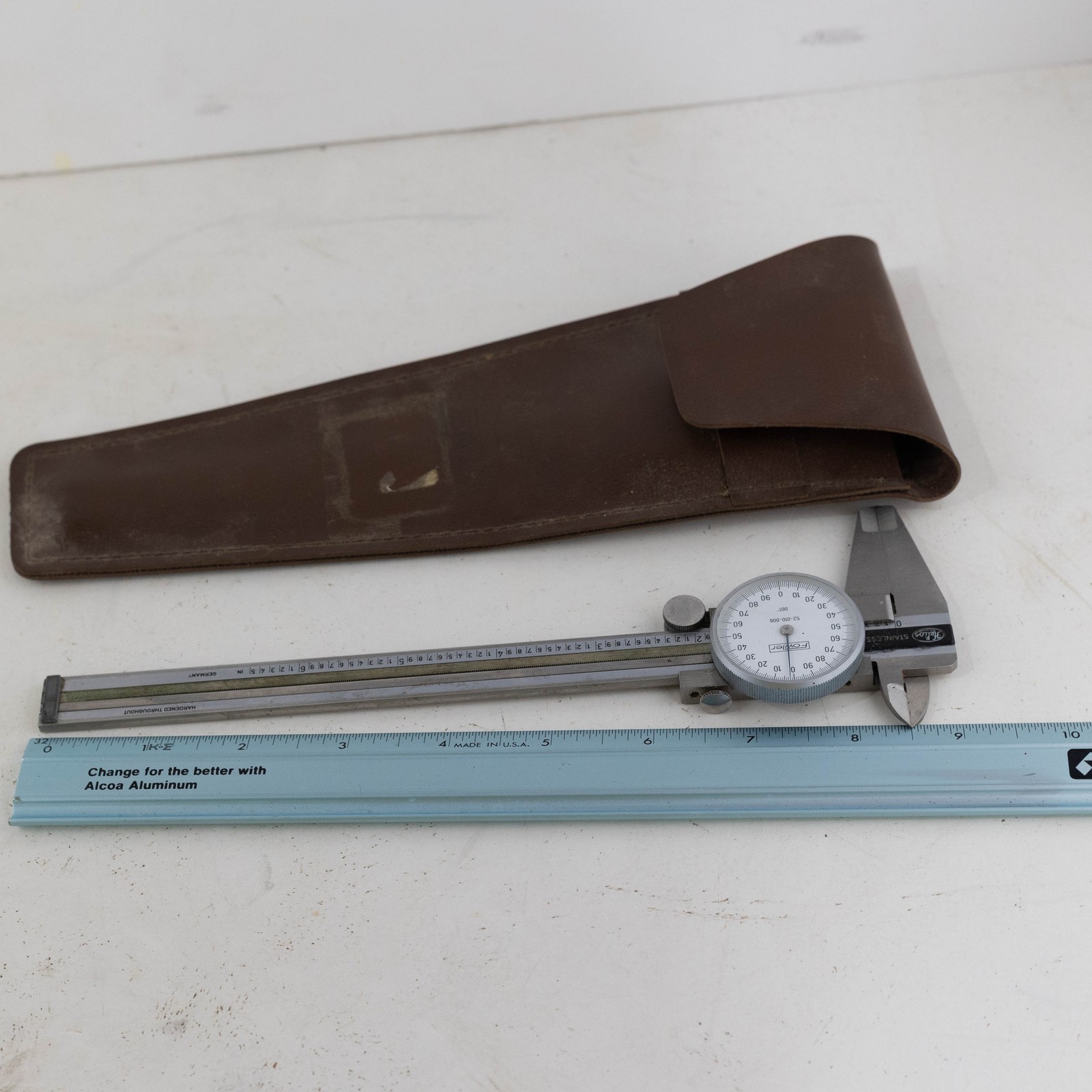 Fowler Helios (52-010-006) 6.5" Dial Caliper w/ Pouch