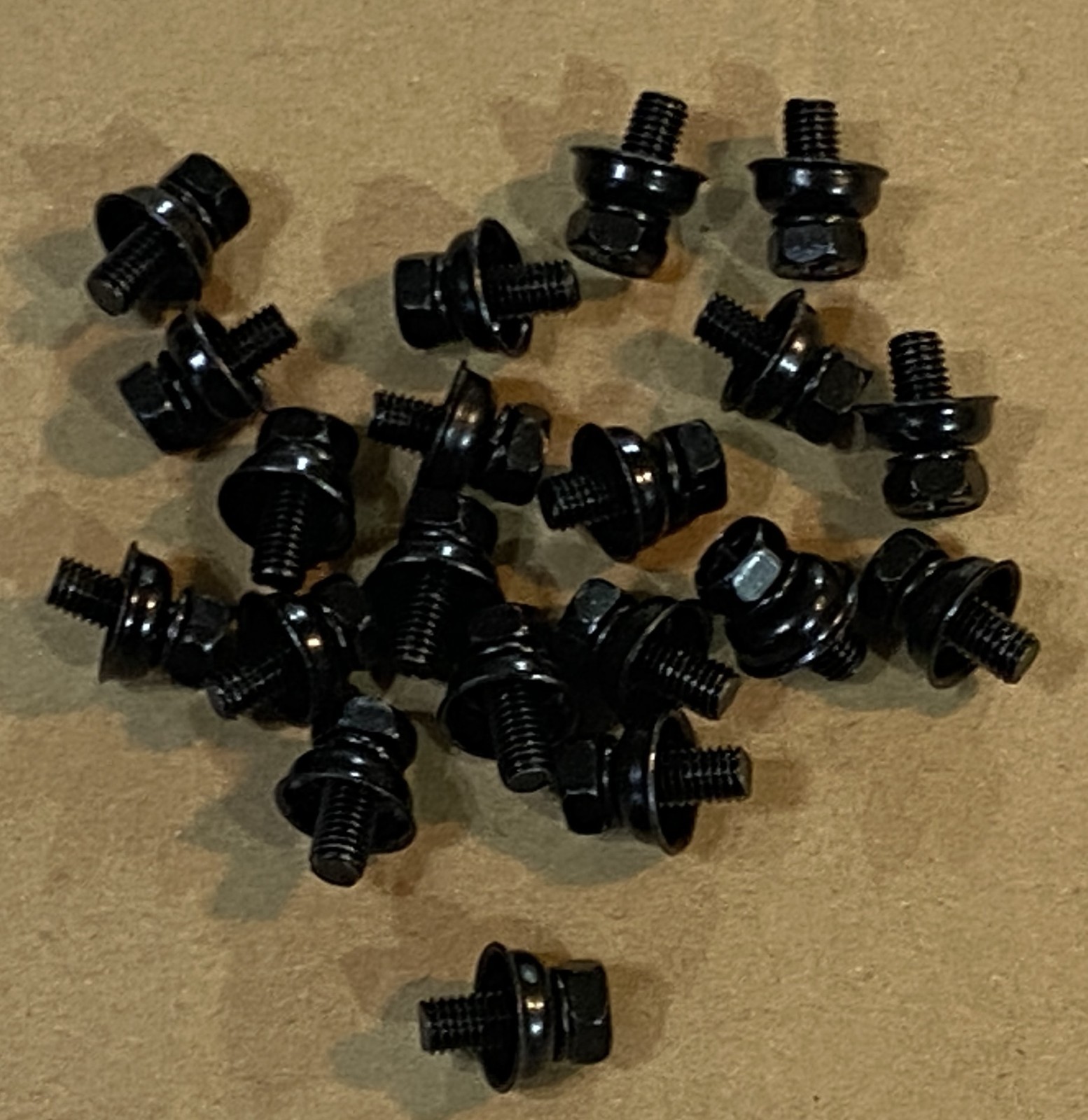 20 Metal Shell Drum Lug Screws Black M5