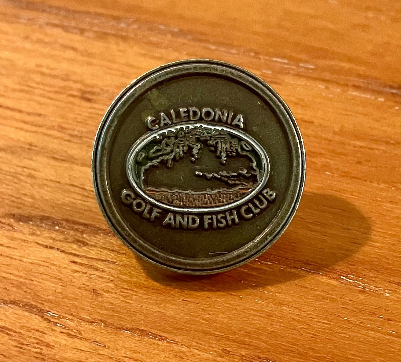 Caledonia Golf & Fish Club (South Carolina) Metal Stem Logo Golf Ball Marker