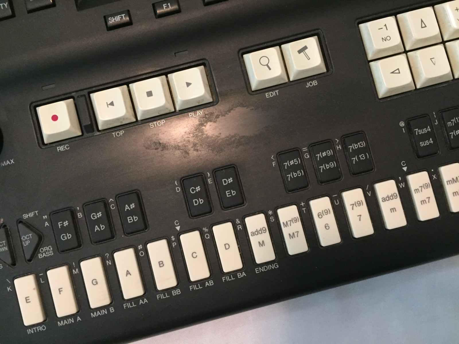 Yamaha QY300 Music Sequencer Rhythm Machine Sound Module WORKS- DISC DRIVE ISSUE