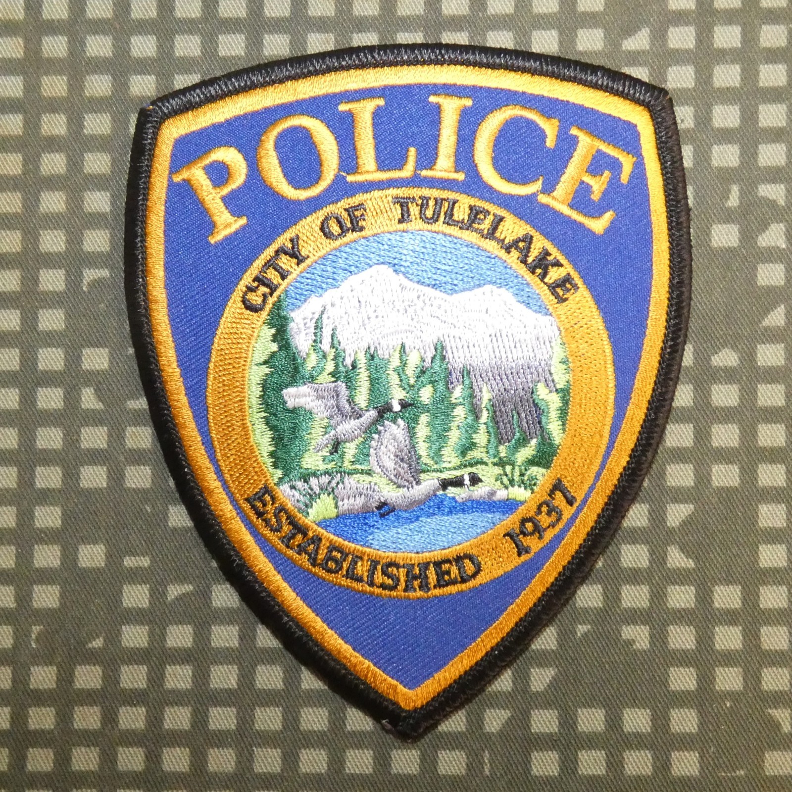 Vintage City of Tulelake Police Department (CA) Shoulder Patch (California)
