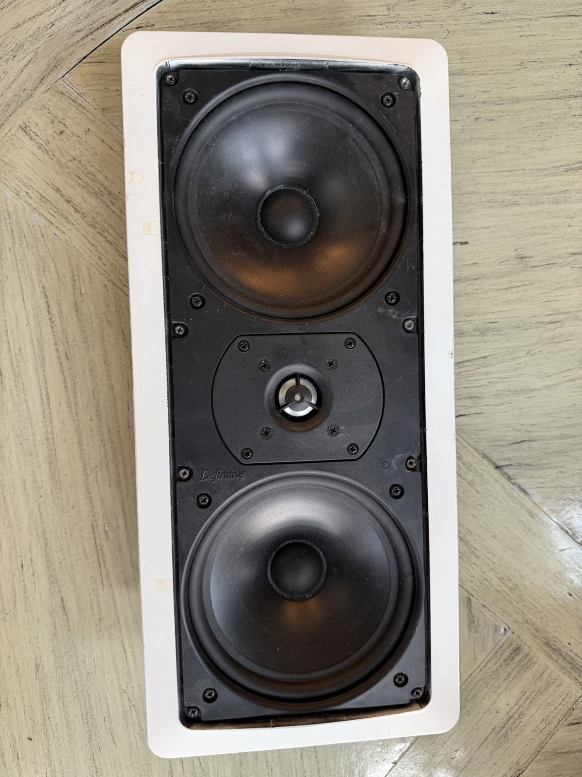 Definitive Technology UIW75 One Wall Speaker White