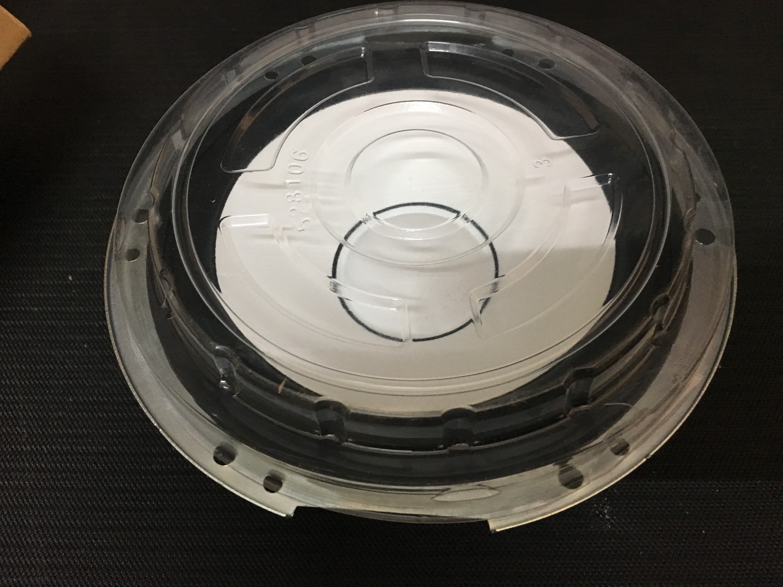 one/Single Yamaha  woofer New for HS7 monitor,HS7 p/n YE741A00 4/60w  ARMENS