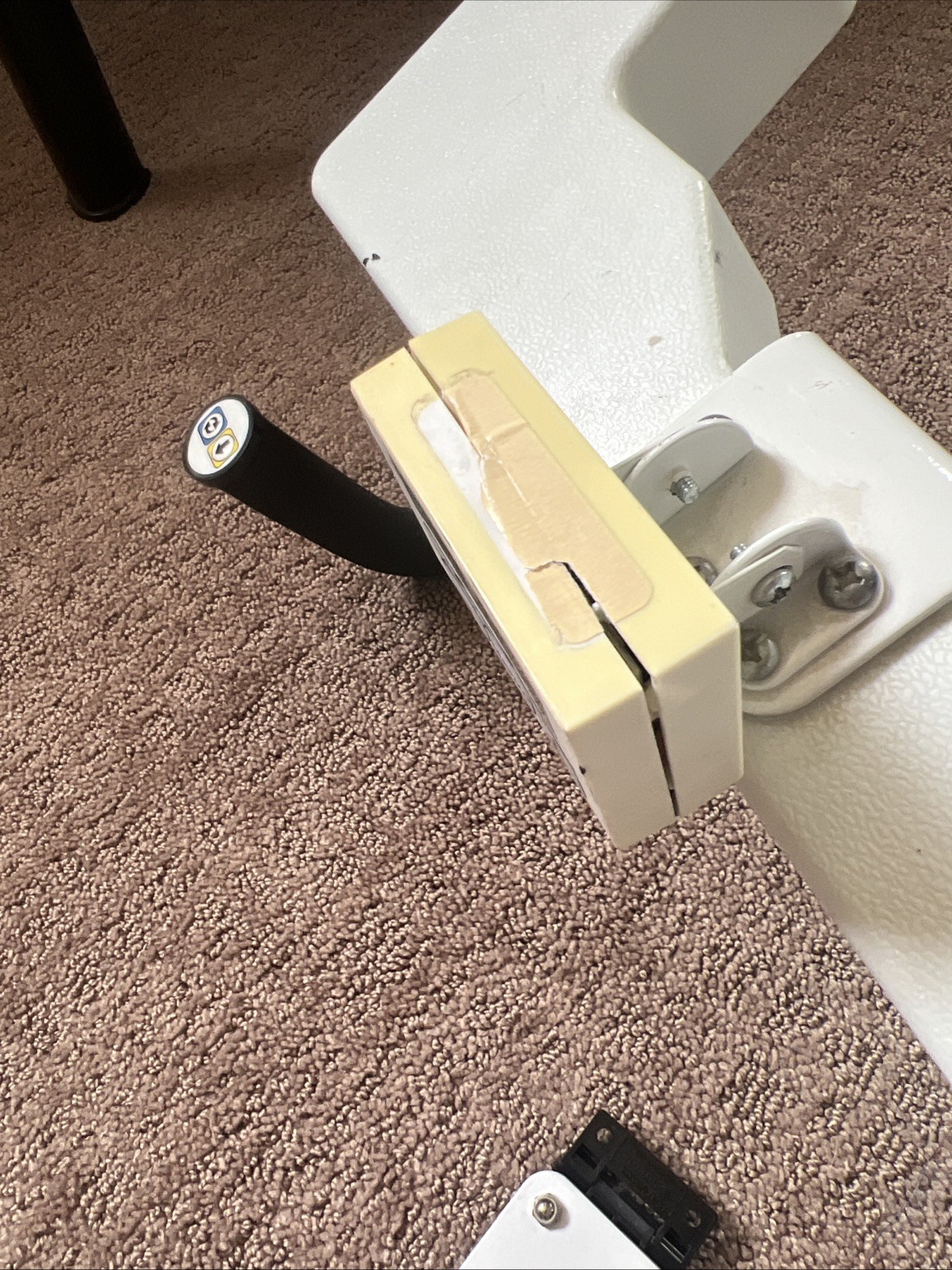 18" Longarm Quilting Machine Read Description Needs Service