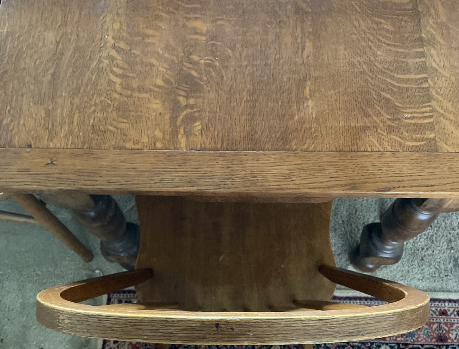 Vintage Solid Oak Dining Rectangle 59.25” Table. 4 Arrowback Chairs. Made Taiwan