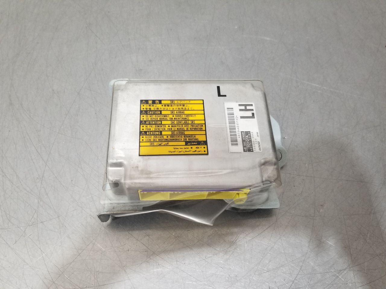 07 2007 LEXUS LX470 SRS RESTRAINT CONTROL MODULE 8917060281
