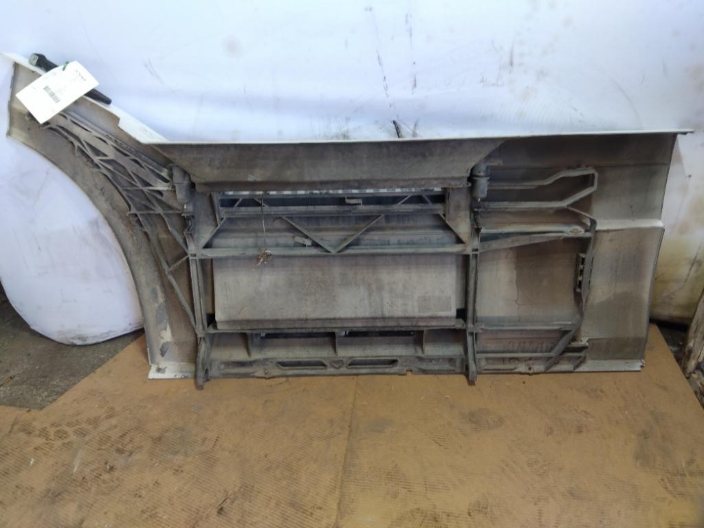 For 2008 VOLVO VNL SIDE FAIRING Right , CO