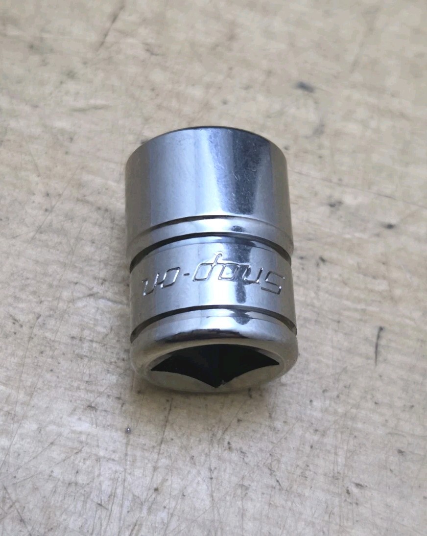 New Snap On FS161 - 3/8" Drive 1/2" Shallow 6 Pt Chrome Socket