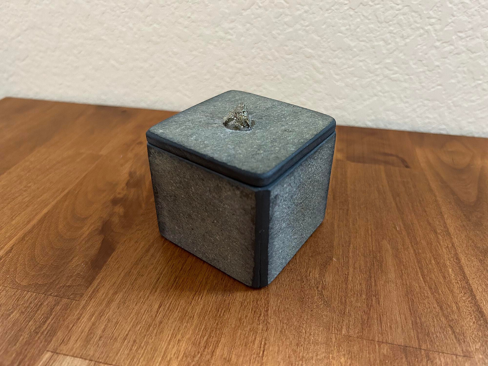 Decorative Basalt Keepsake/Trinket Box - 3"x3"x3"