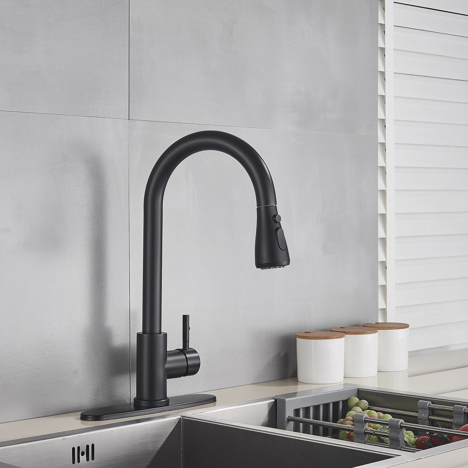 Pull Down Sprayer Kitchen Faucet with 10''Deck Plate &Soap Dispenser Matte Black