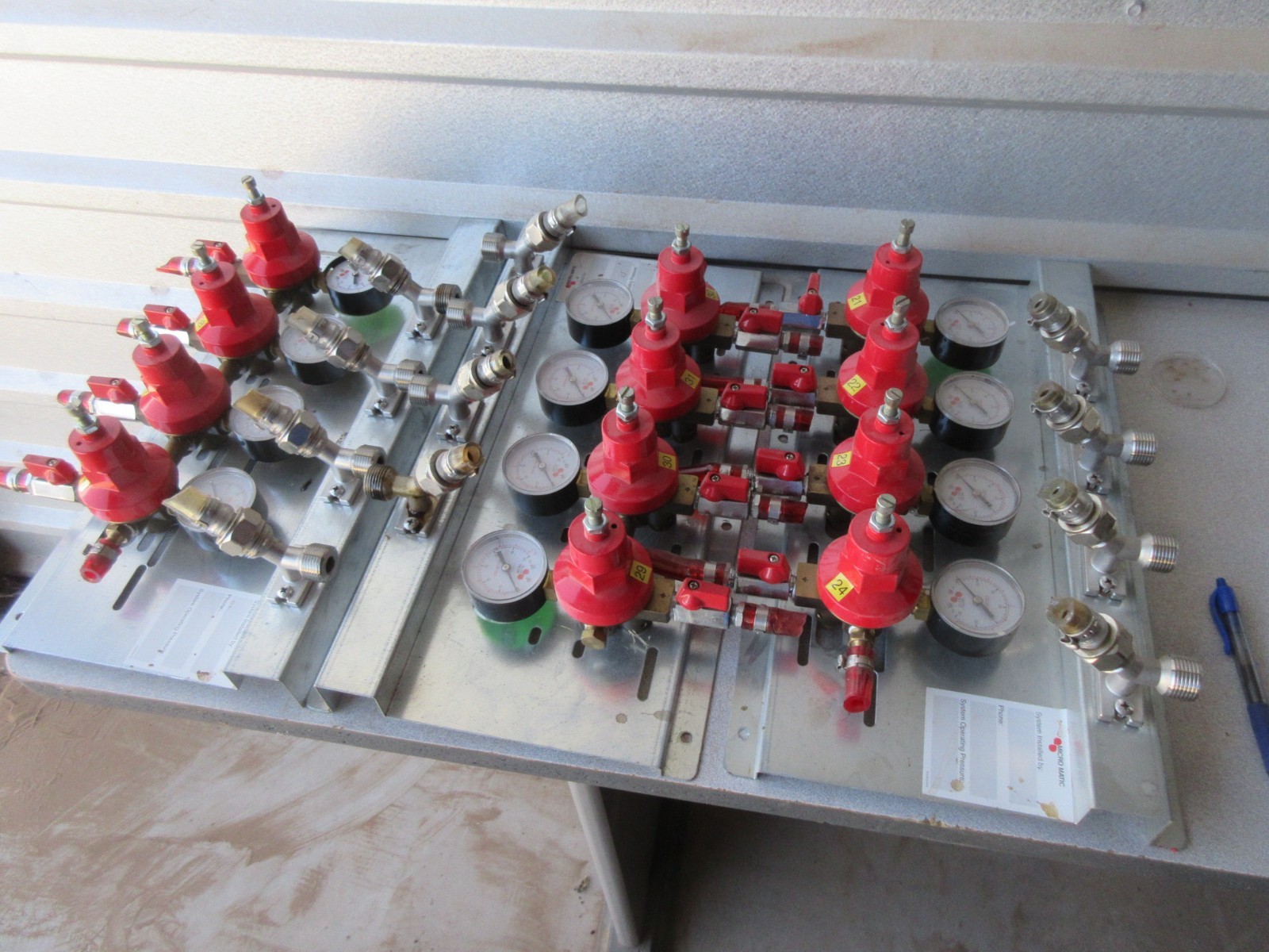 11 - Used Micro Matic 4 Regulator, 4 Gauges, & 4 hose connection Assy for Beer!