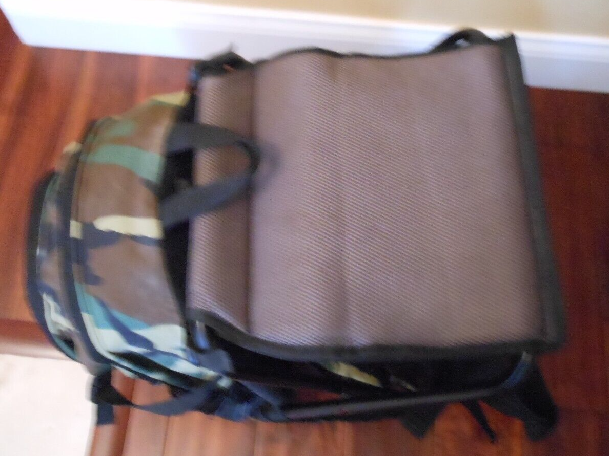 Wilson & Miller Camo backpack with stool