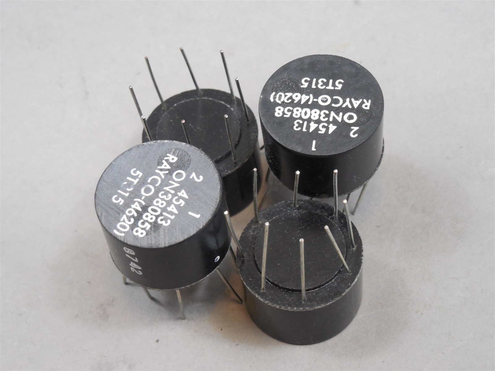 NOS - LOT of (4) Rayco-(4620) ON380858 IC 5T315