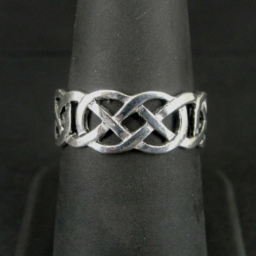 Ring Silver Knot interlocked Design Band Sterling 925 Size 7 1/2 Band Ring 7.5