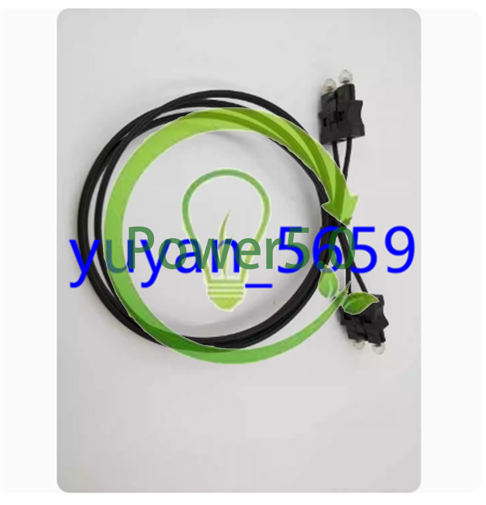 1PC Fit   MR-J3BUS05M 0.5M  Cable ~