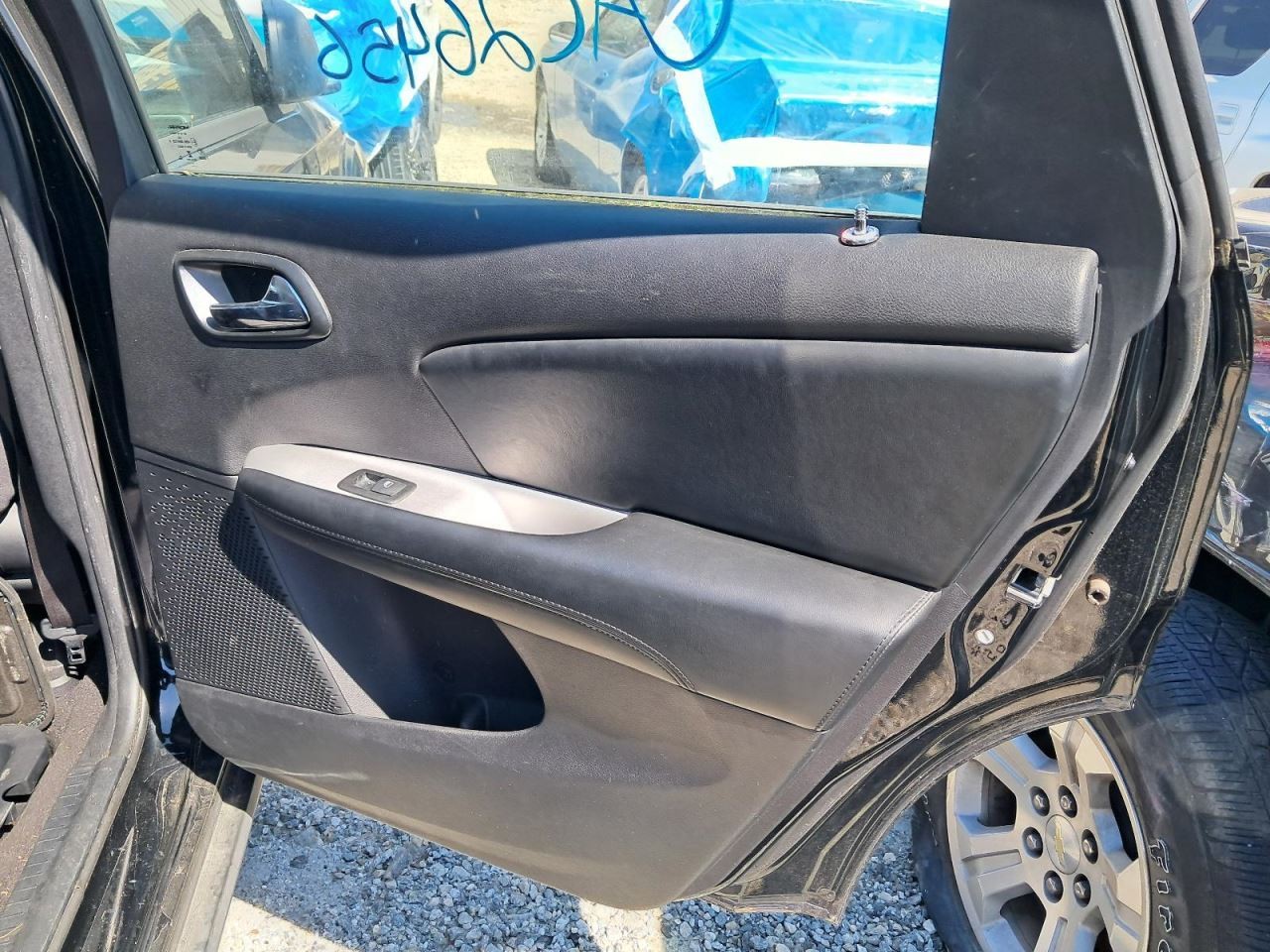 JOURNEY 2014 Glove Box 5022097