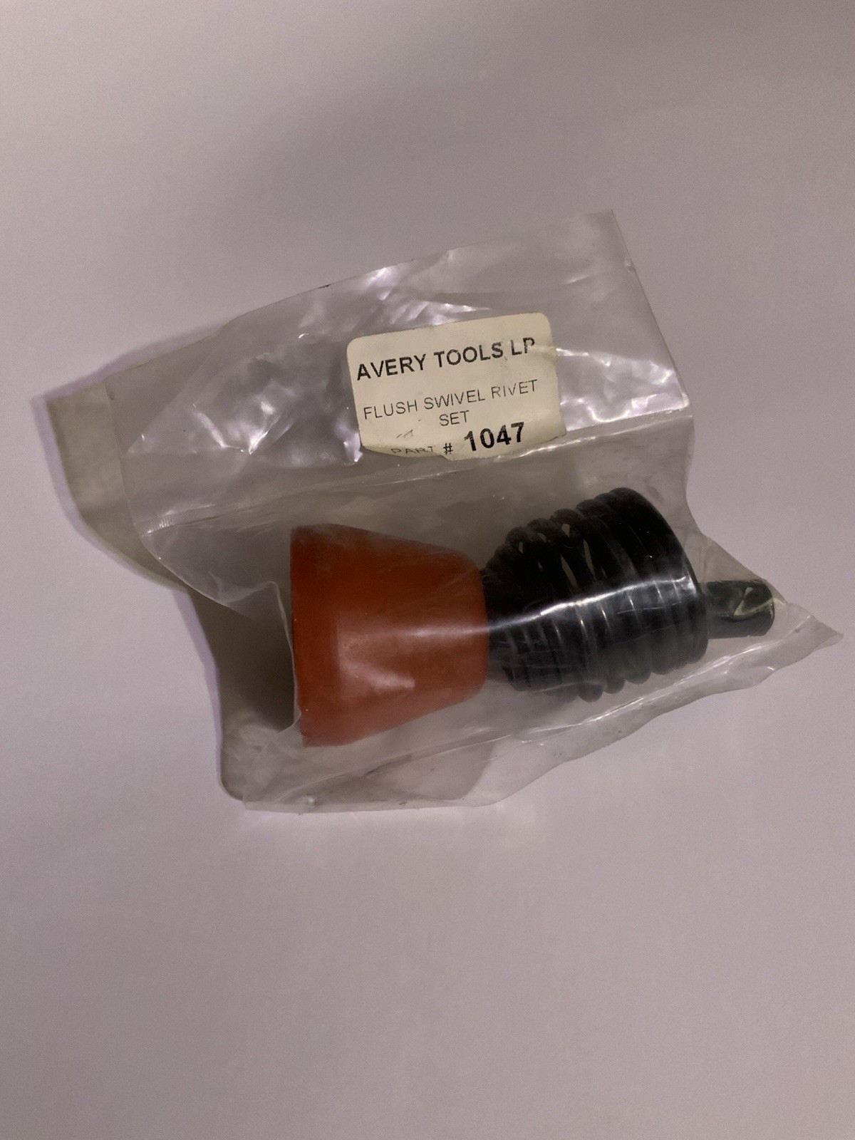 NEW 1-1/4" Avery Flush Swivel Rivet Set 1047
