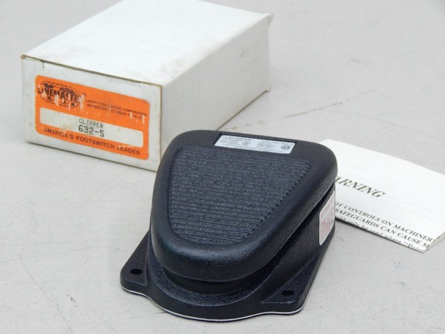 Linemaster Clipper 632-S, General Purpose Foot Switch SPDT Momentary 125/250V AC