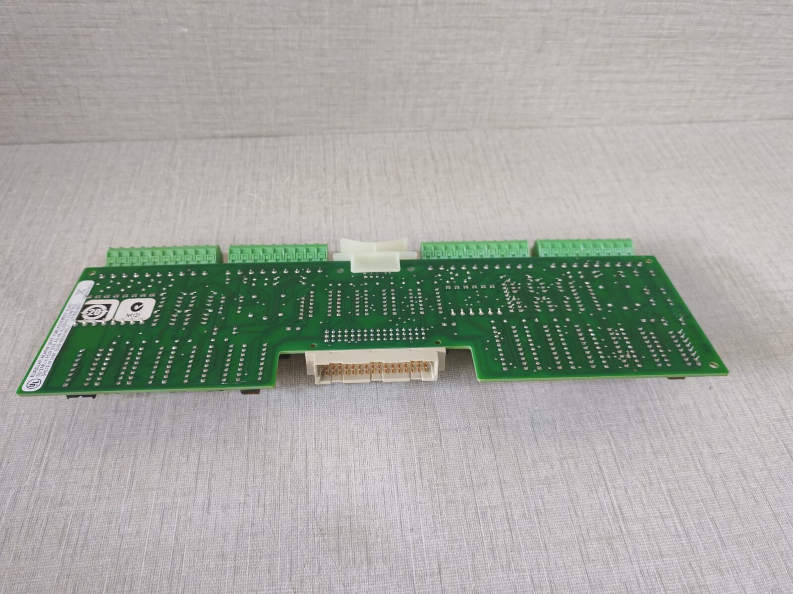 GE 2RP Reader Interface Unsupervised DI Board 110063001 - NEW W/ FILTHY BOX