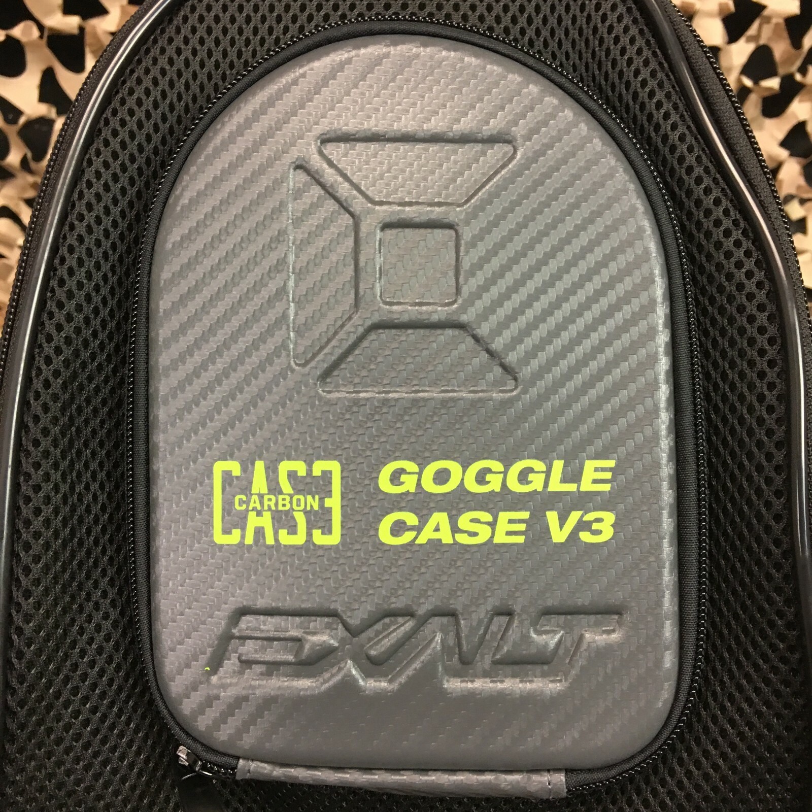 NEW Exalt V3 Universal Carbon Goggle Case - Charcoal/Lime