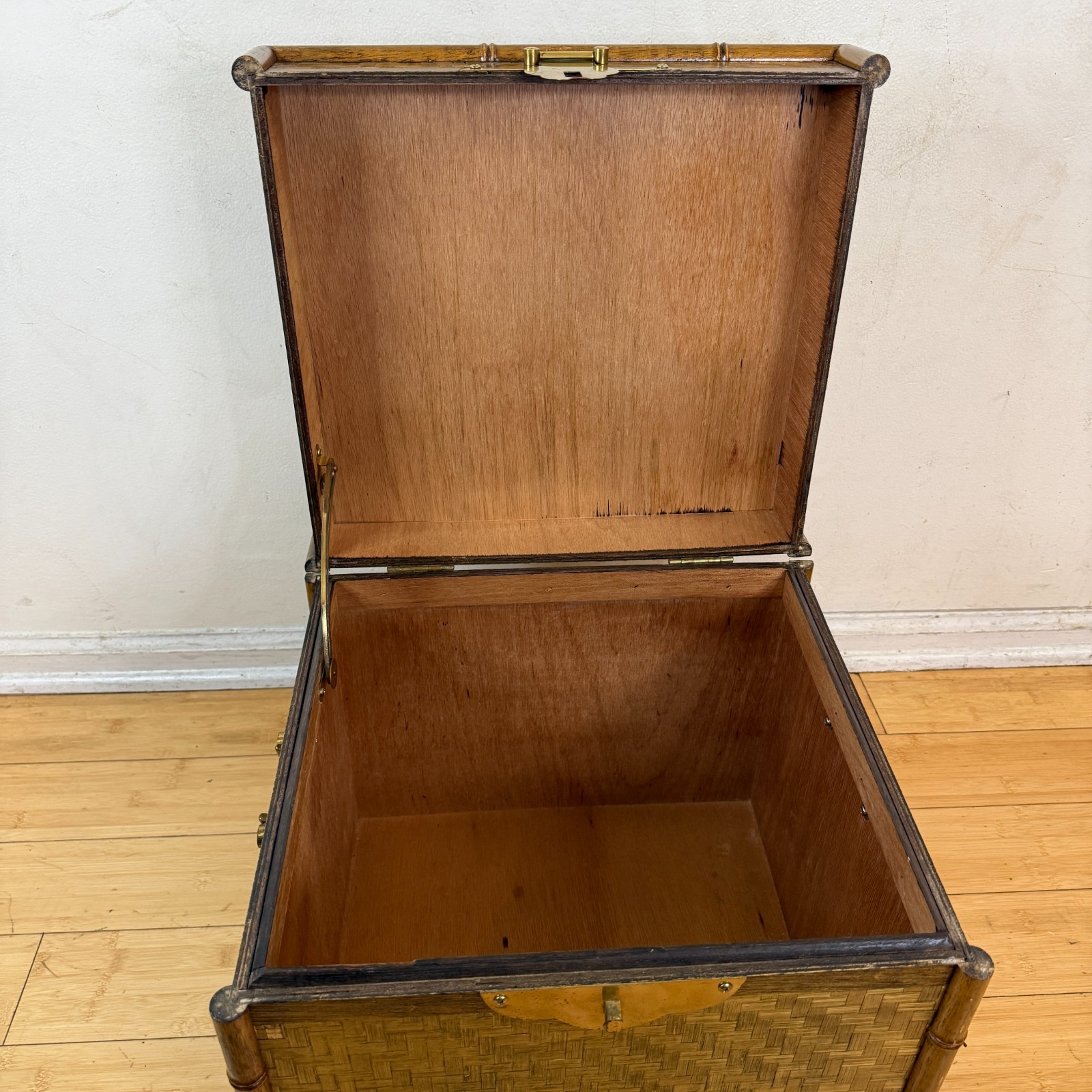 Vintage Bamboo Lidded Chest Trunk Hamper Herringbone Woven Wicker