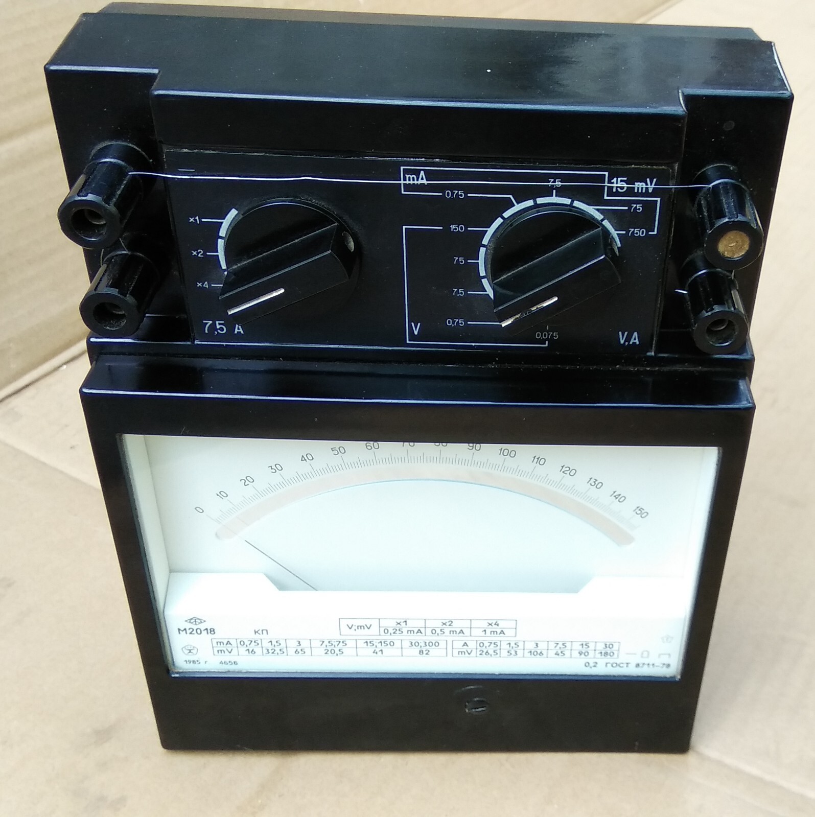 Vintage soviet analog device Voltmeter Ammeter Voltammeter M2018 Bakelite USSR