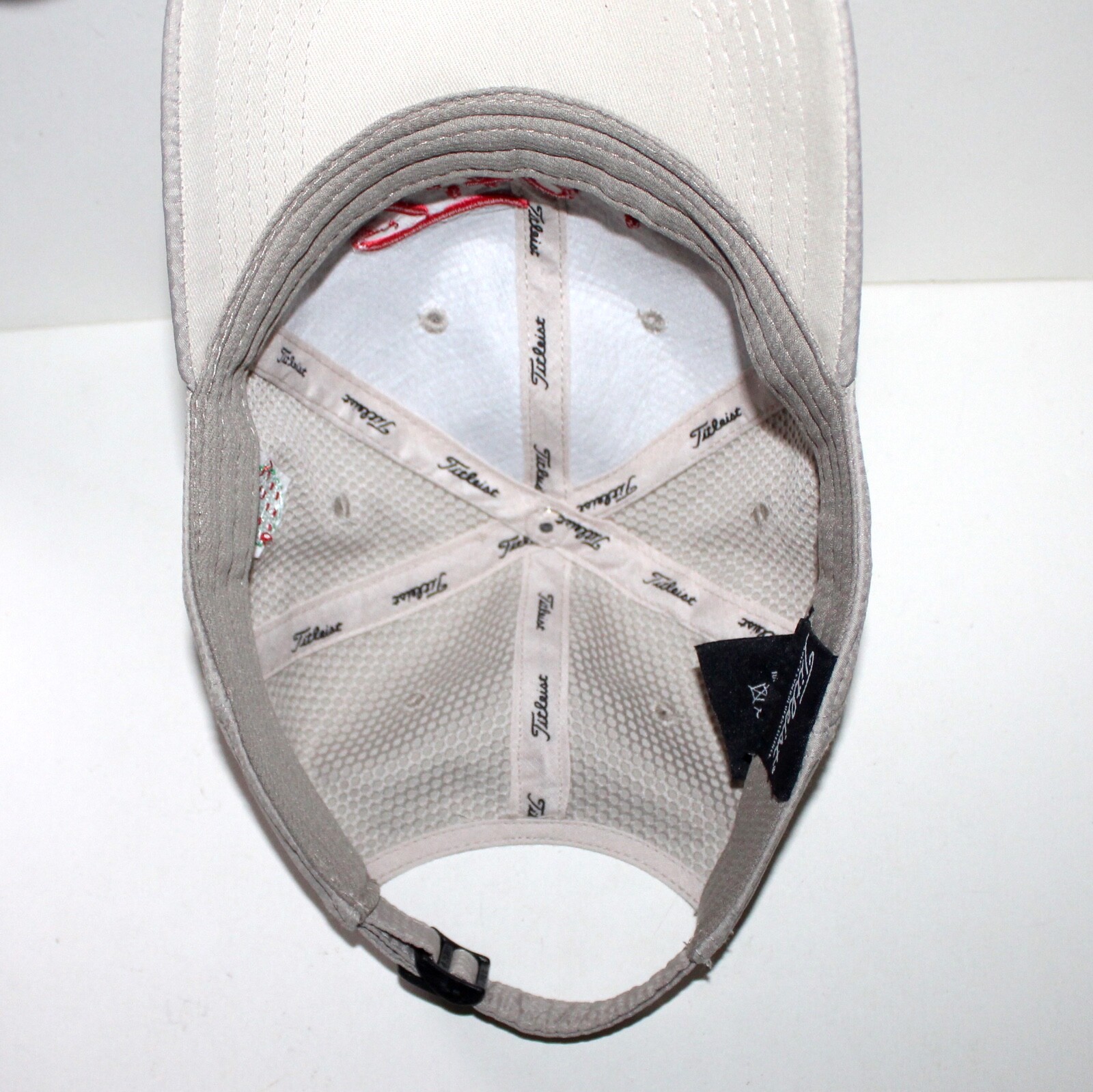 Titleist Member Golf Hat cap beige red thin adjustable back soft fabric outdoors