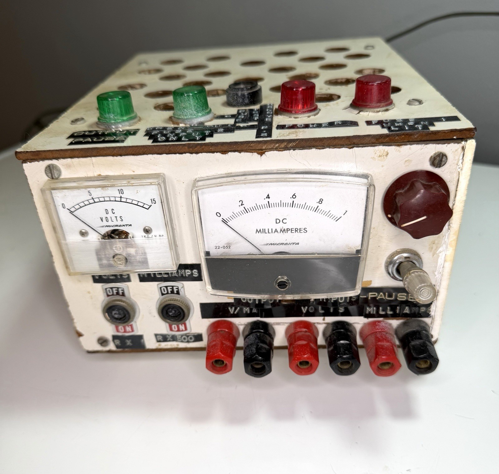 Vintage Variable DC Power Supply Bench Lab Analog Volt Milliamp Power On