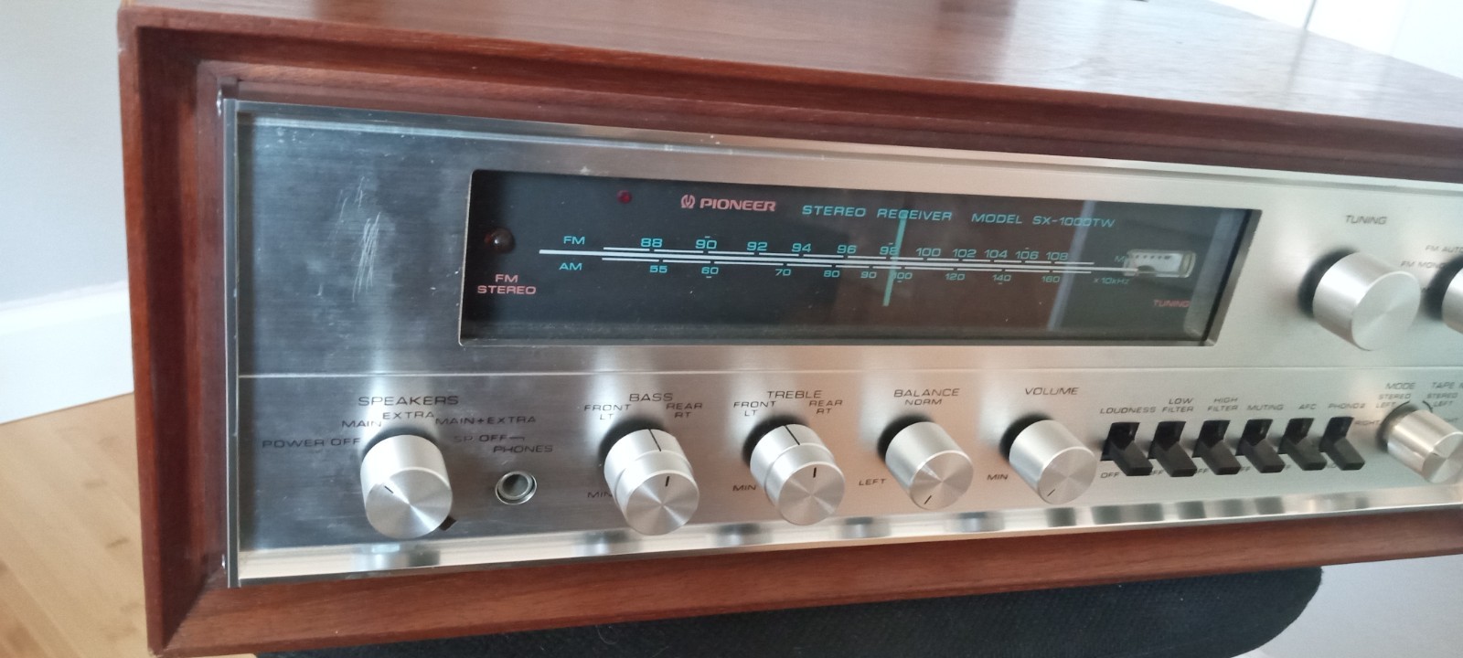 Pioneer Sx-1000TW stereo receiver