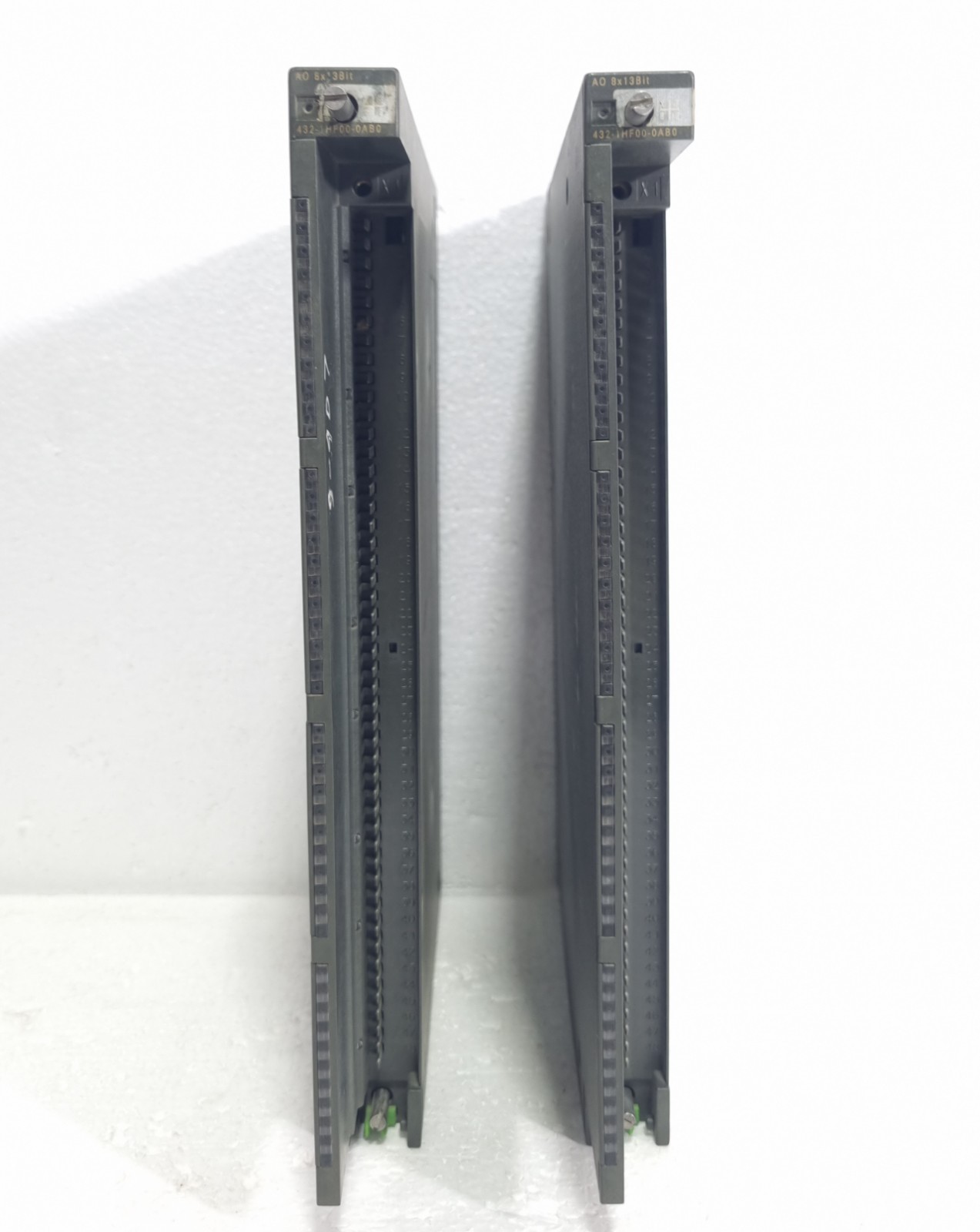 Siemens 432-1HF00-0AB0 Analog Output Module Without Connector ( Lot Of 2 Price )