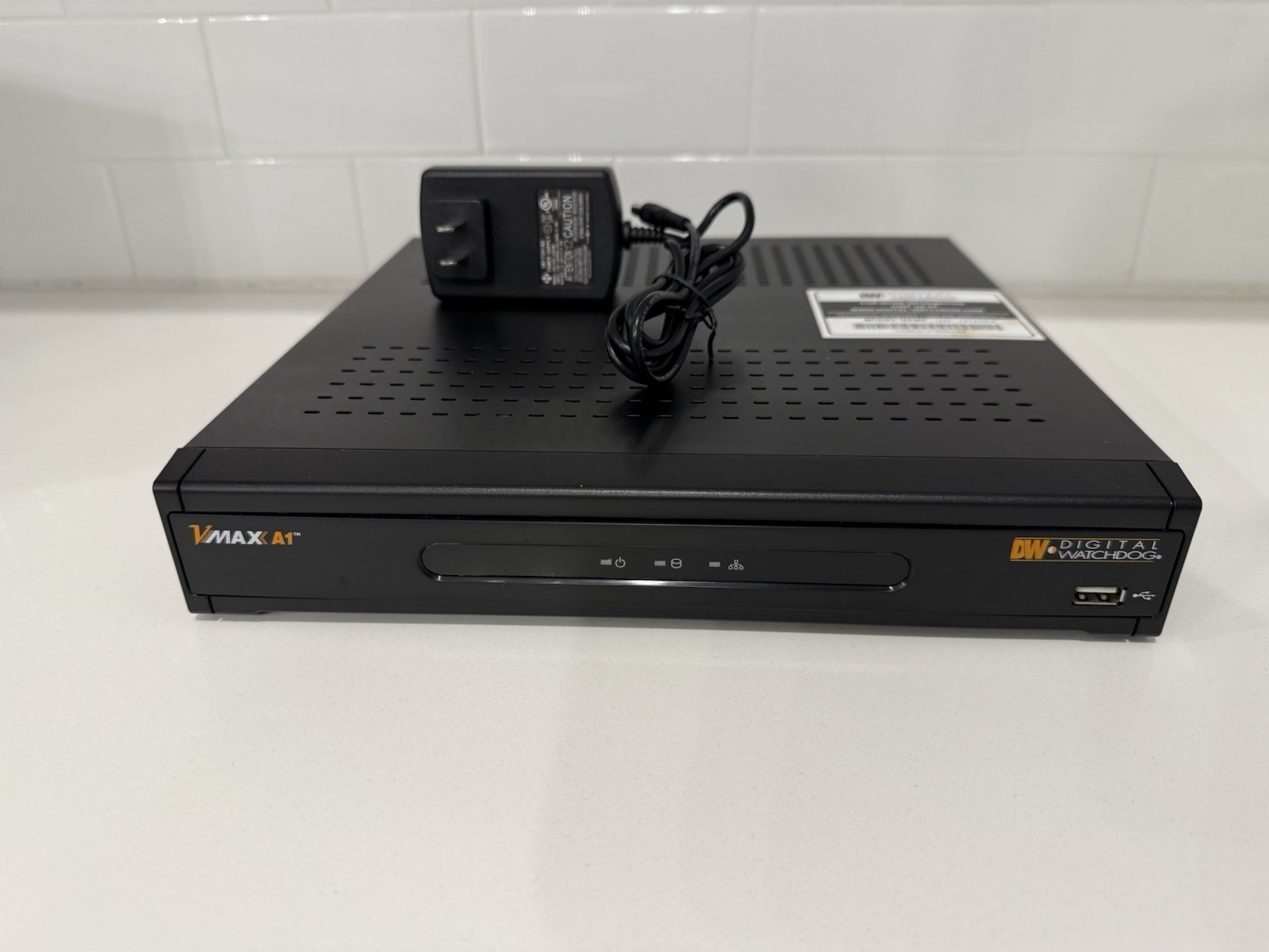Digital Watchdog DW-VAONE4 VMAX A1 16-Channel Universal HD/Coax AS-IS READ
