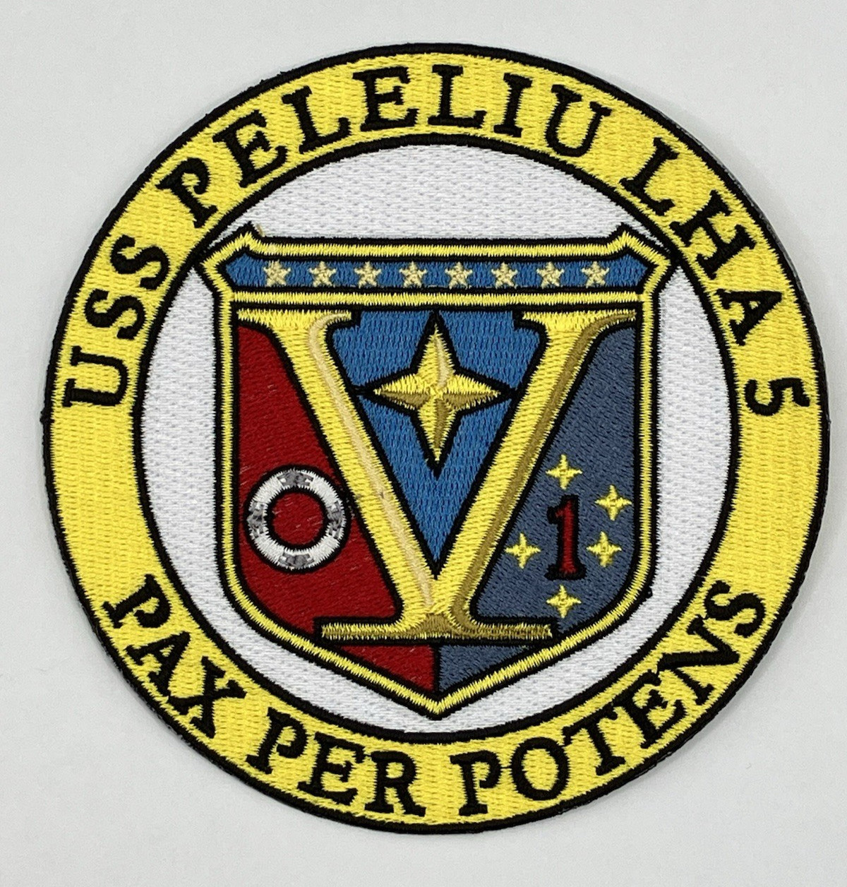 USS PELELIU (LHA 5) Ship's crest patch