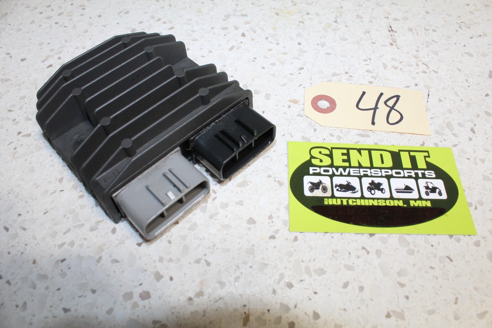 117	2018 Ski-Doo Grand Touring 600 ACE	Voltage Regulator	710001103