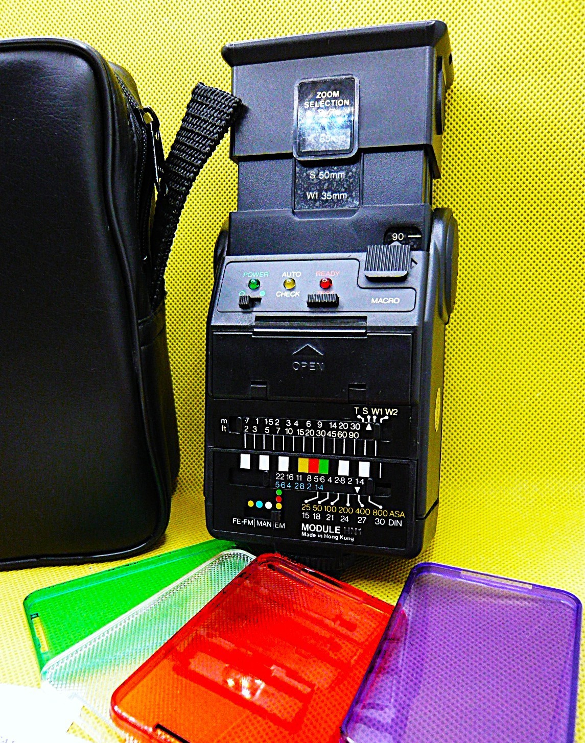 Electronic flash, universal use. for K1000 or Nikon cameras. GN 36. Fully tested