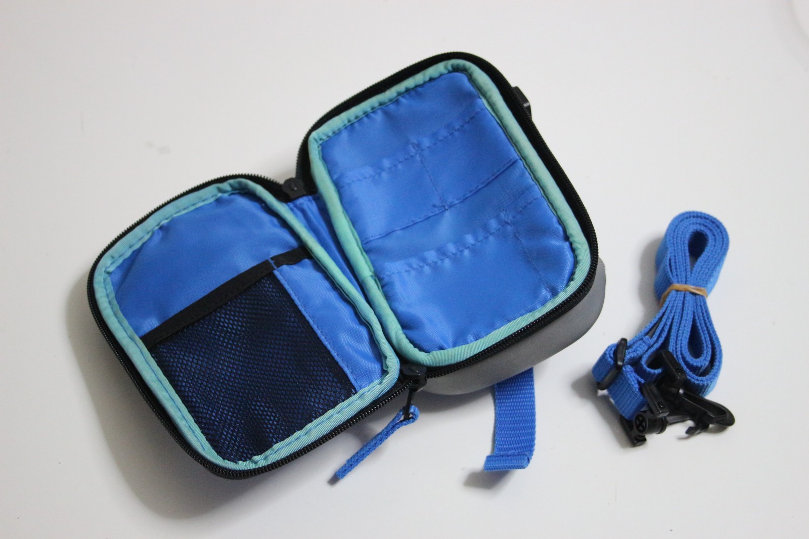 Doraemon Nintendo DS Carrying Pouch / Case - Blue with Strap / Japan/ Near Mint