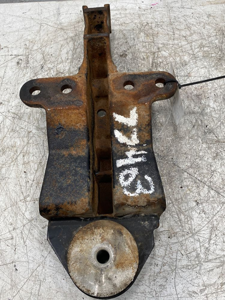 2016 Cab Mount for Freightliner 122SD (630-10789)