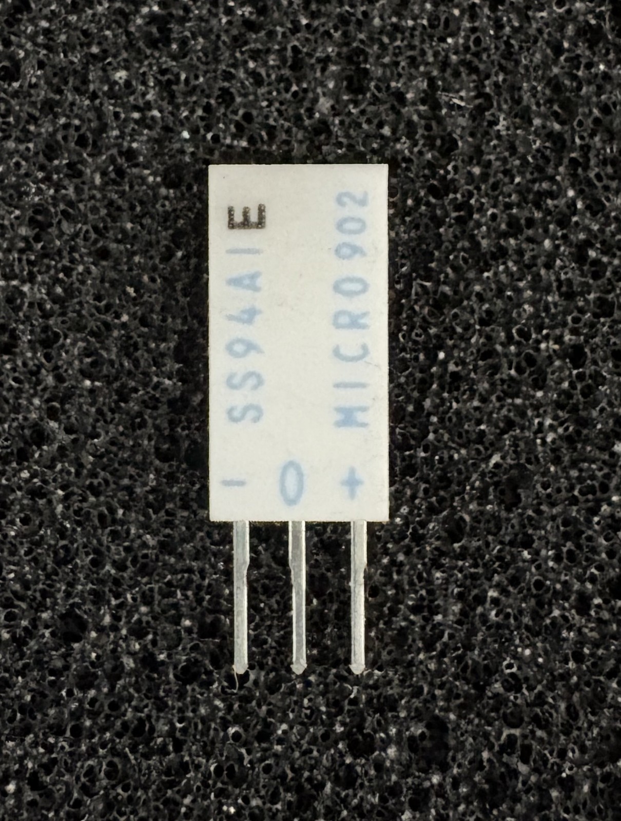 Honeywell SS94A1E Hall-effect Linear Position Sensor ICs