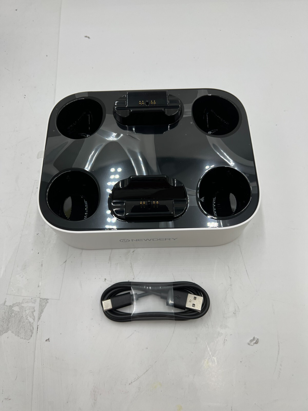 Newdery DualSense Charging Dock ZHX-PSD01 for PS5 Controller Input DC 5V/3A