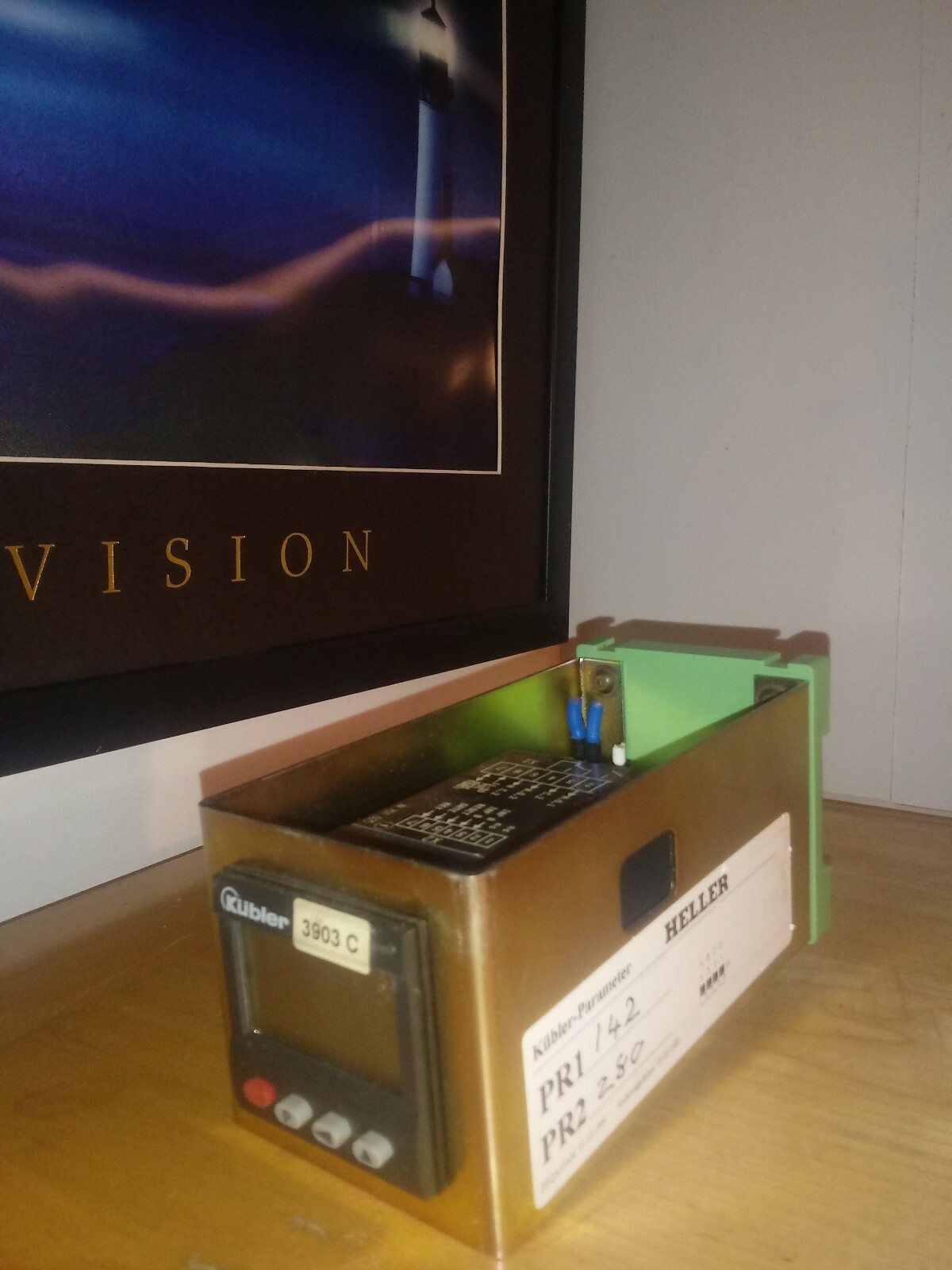 Fritz Kubler 7.904.010.300.9378 // Kubler 3903 C // 11-30 VDC 4 W // CounterL@@K