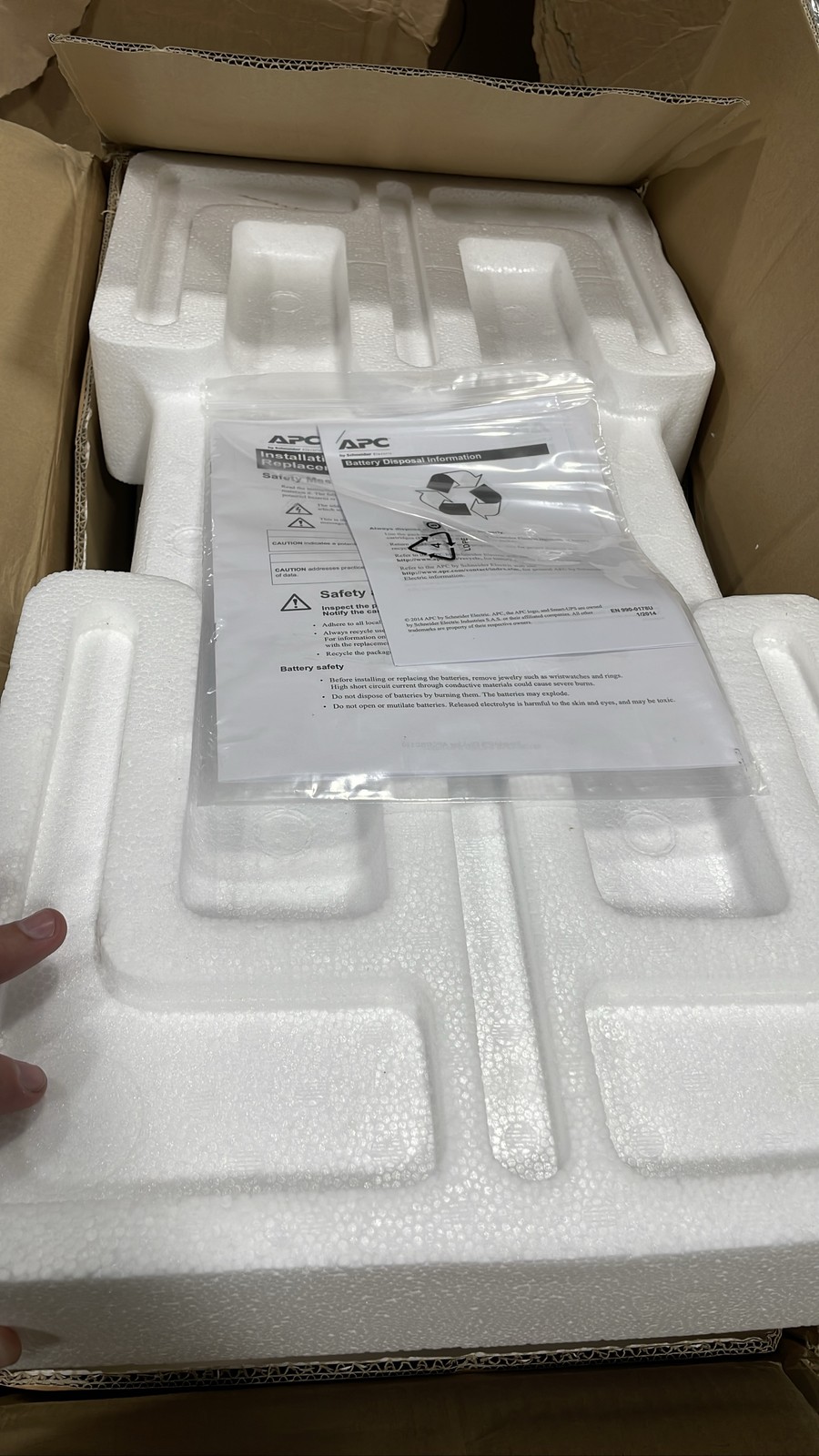 APC APCRBC140 Replacement Battery Module Smart-UPS On-Line UPS Battery