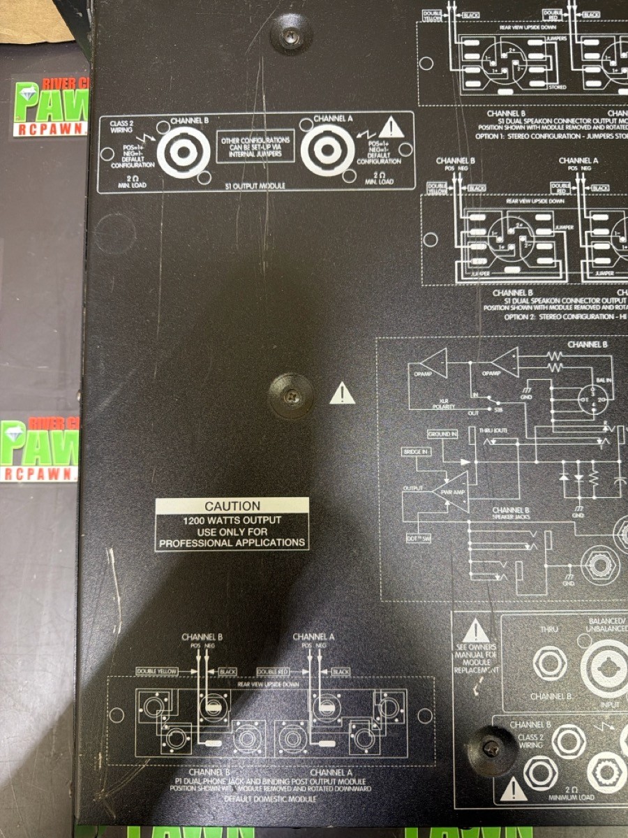 PEAVEY CS800S rack gear power amplifier (R7A016052)