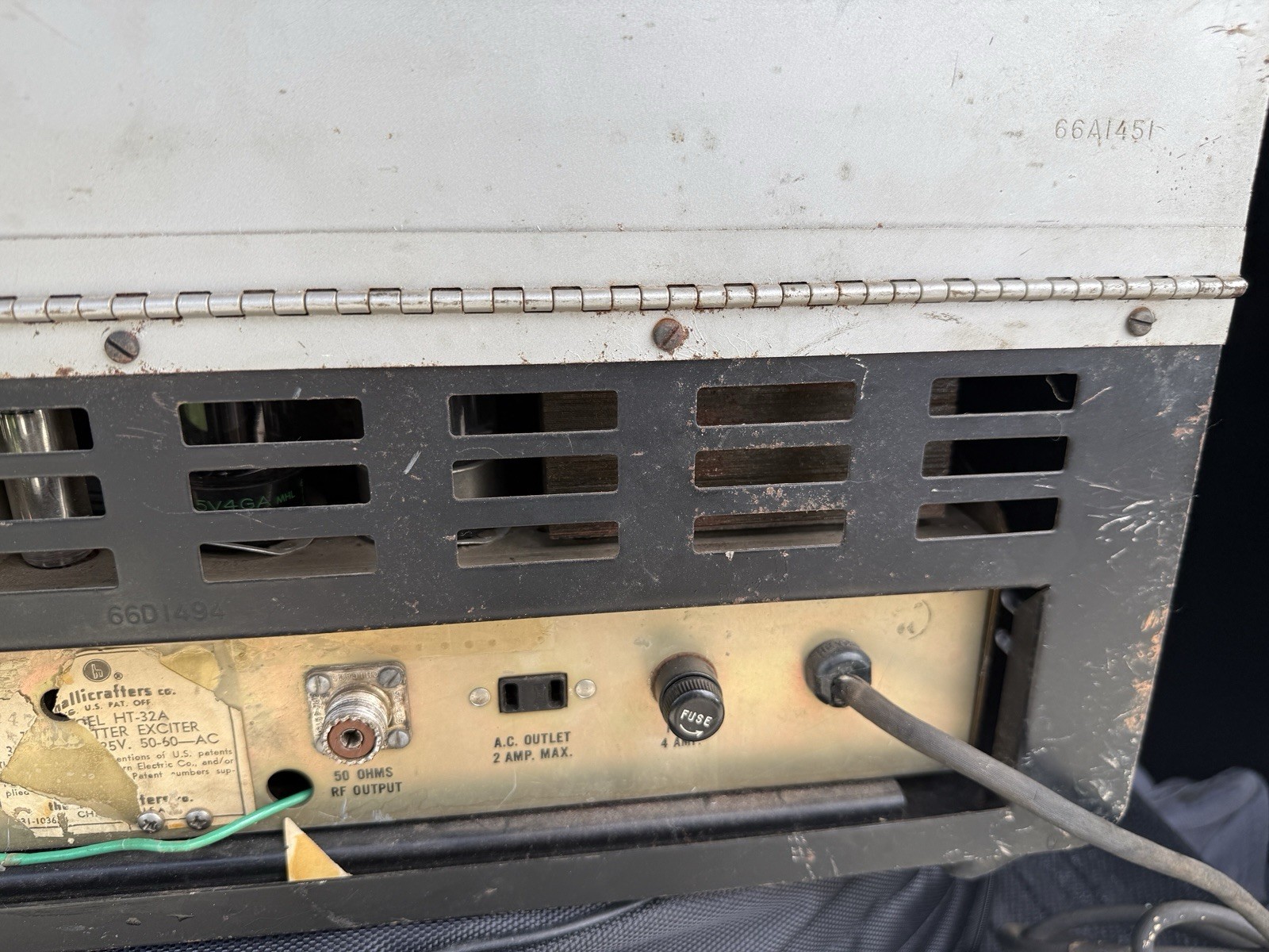Halicrafters HT-32A Radio Transmitter Ham Amateur Radio For repair