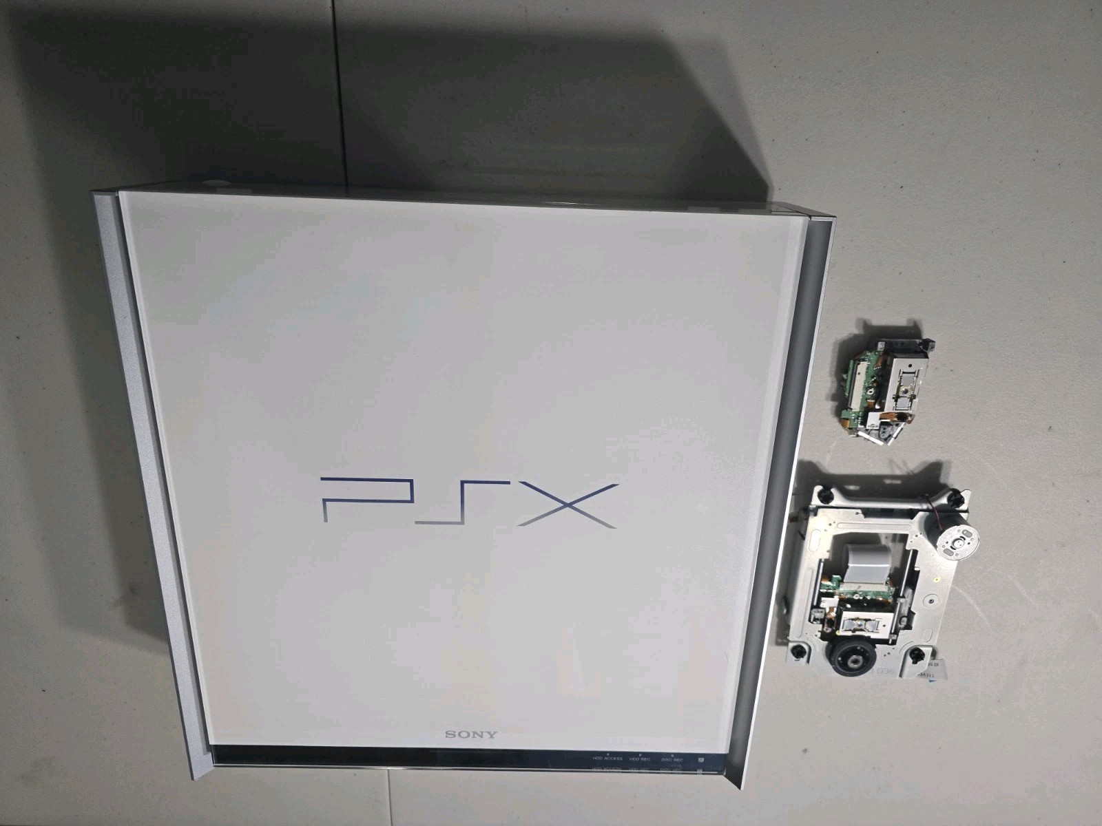 Sony PSX DESR-7000 250GB System For Parts READ