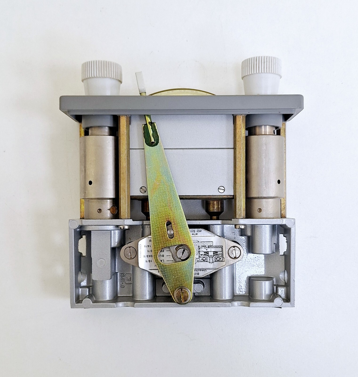 Eckardt 6963142 Pneumatic Subpanel Device