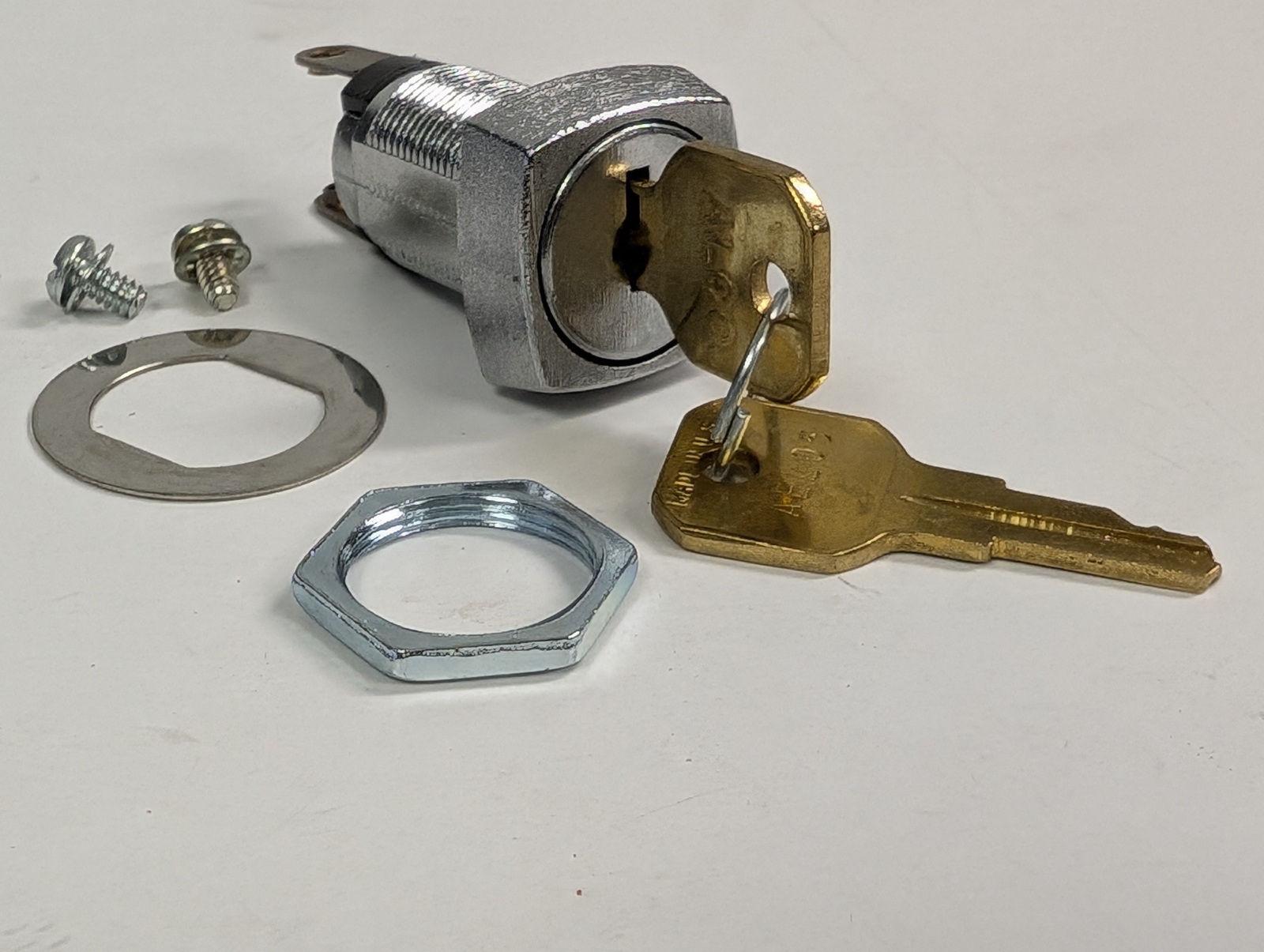 ALCO SPST MOMENTARY-ON KEY SWITCH