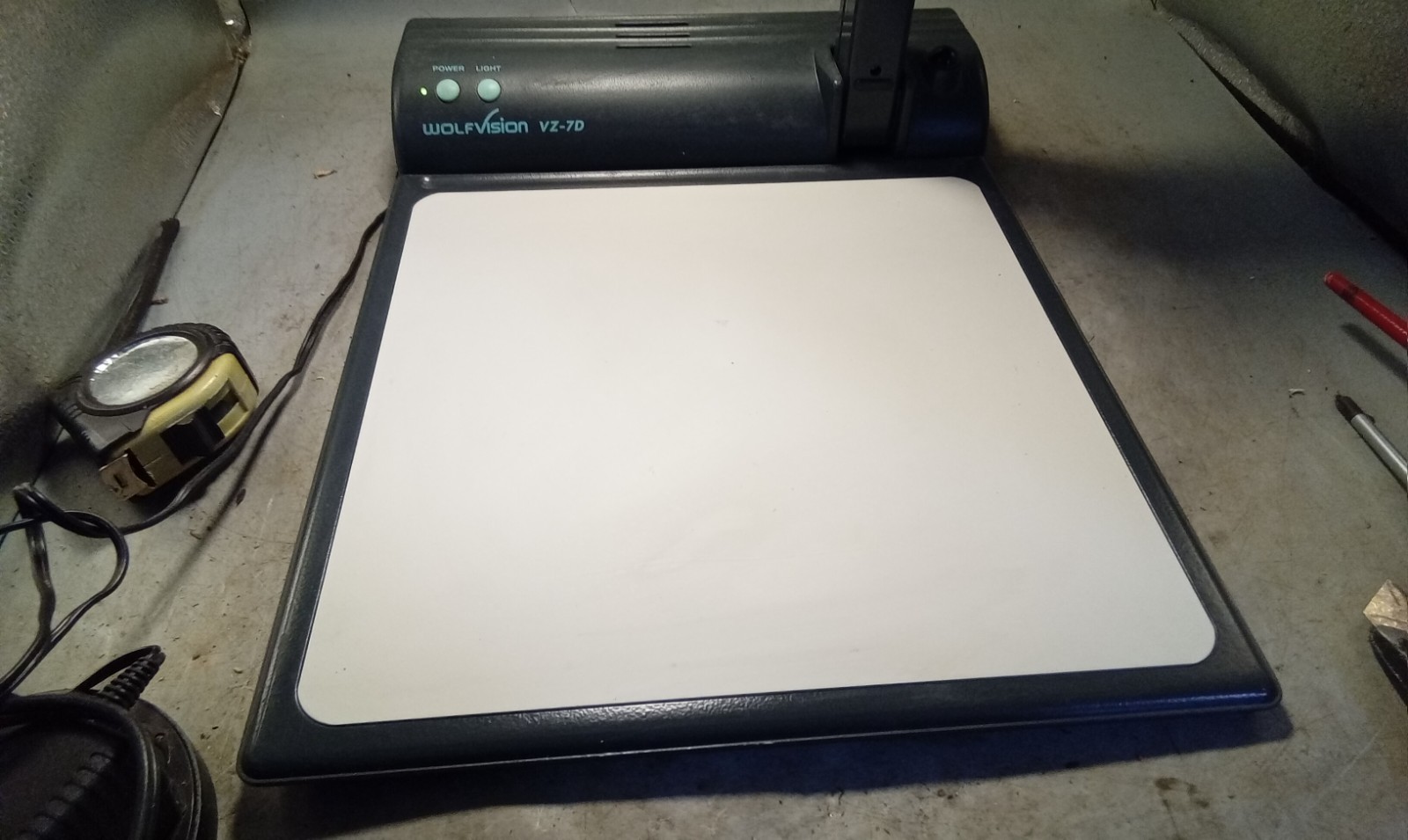 WolfVision VZ-7DU Document Camera Visualizer Presenter light