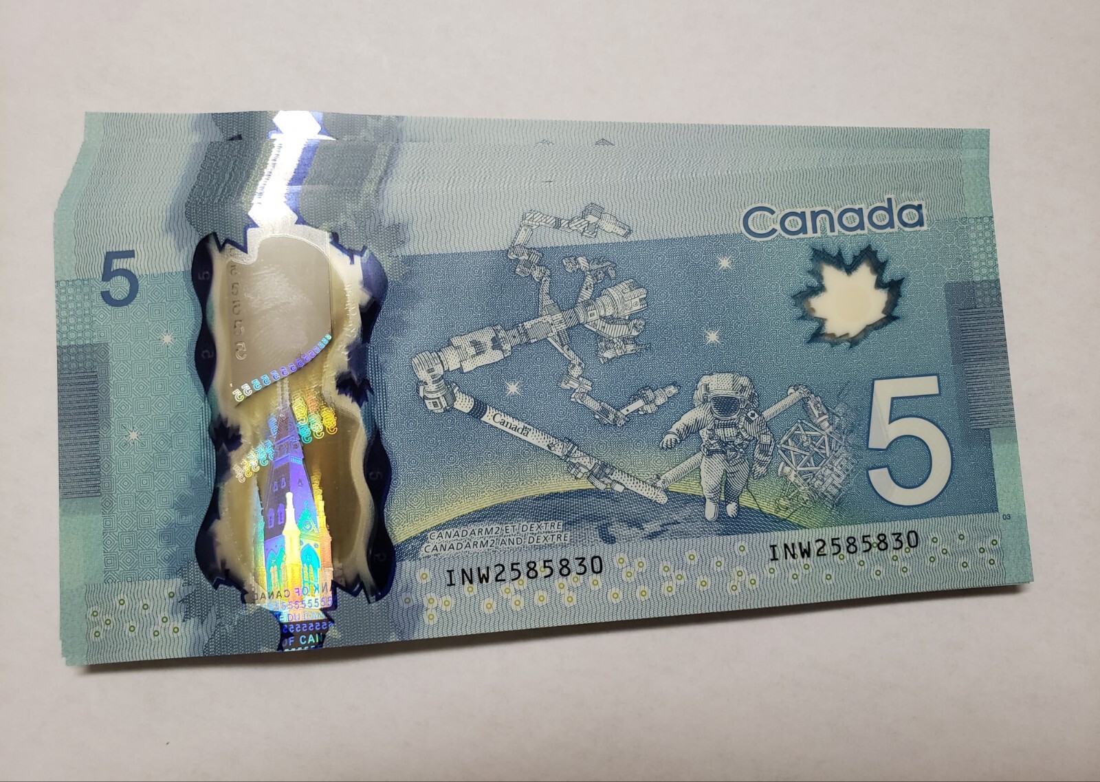New 2013 Canada $5 Five Dollar Polymer Banknote Rogers & Macklem UNC. Prefix INW